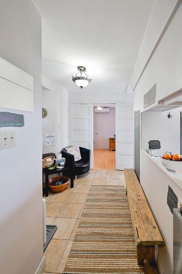 L'Auberge Du Qg La Prairie Luaran gambar
